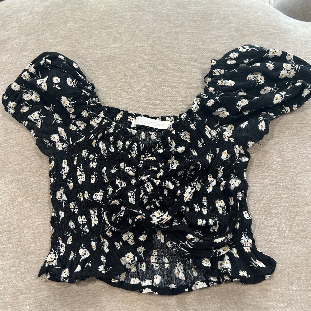 Floral Patterned Black Crop Top with Adjustable String